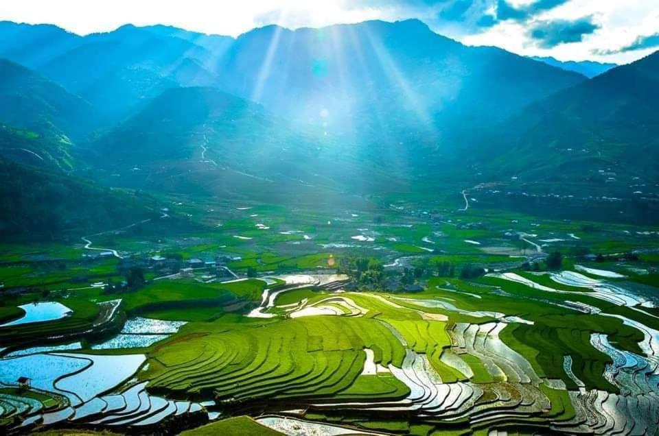 Hoa Son Tra Hotel Mu Cang Chai Exterior photo